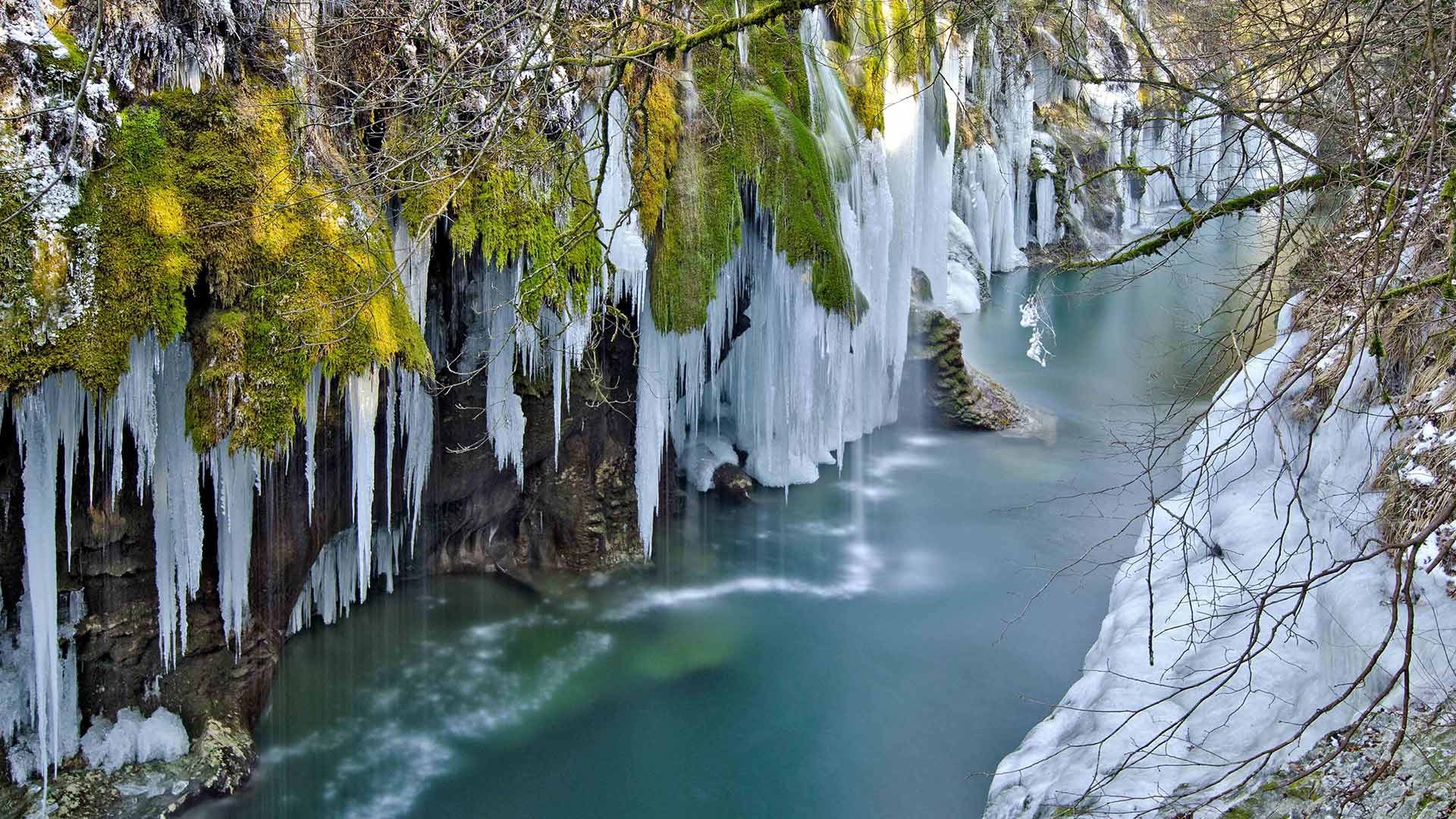 惊人的自然奇观|杜费里峡谷，上萨瓦省，法国 |© Jean-Philippe Delobelle/Biosphoto/Alamy