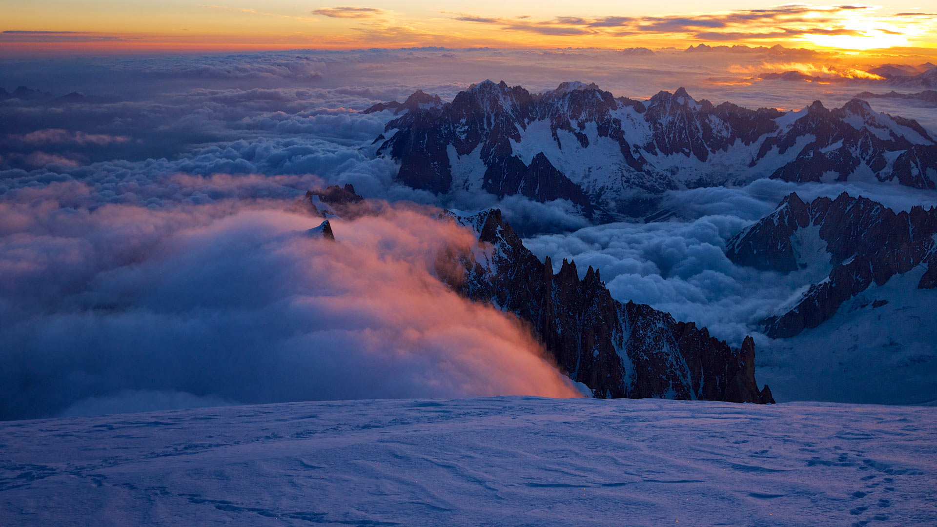 恐怖的高度|沙莫尼的勃朗峰，法国 |© Simon Schöpf/Getty Images